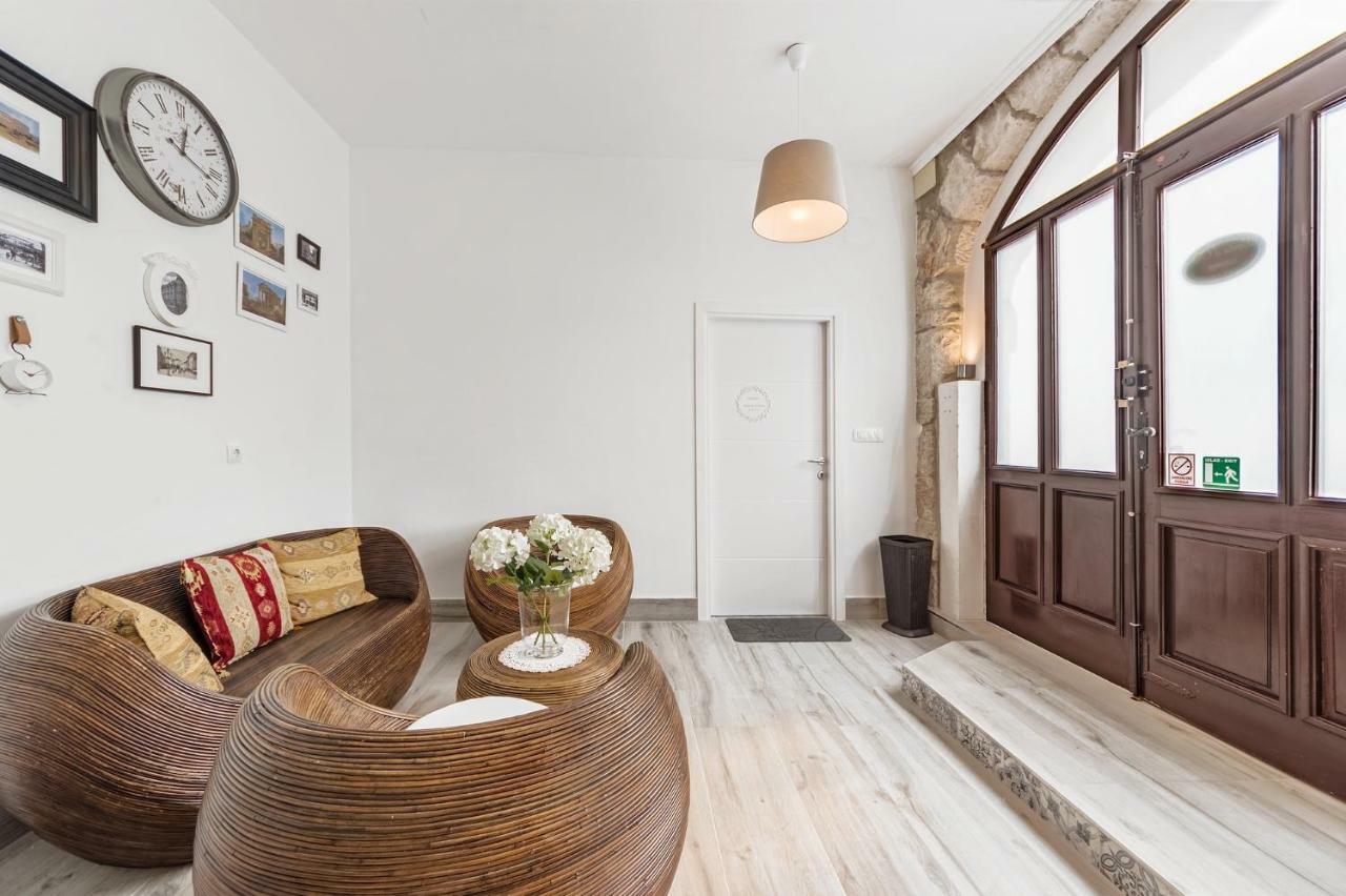 Porta D'Oro Rooms PUY Exterior foto